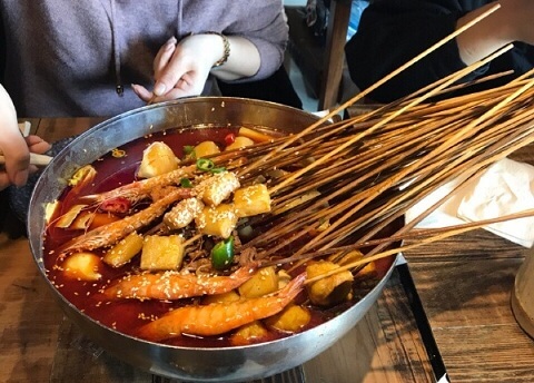 灌县老妈砂锅串串香加盟优势 灌县老妈砂锅串串香加盟优势