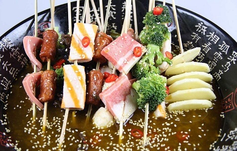 南签門串串香火锅加盟优势 南签門串串香火锅加盟优势